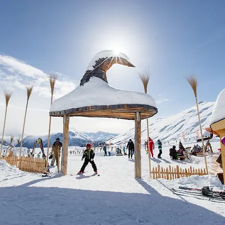 Farfalla Натерс